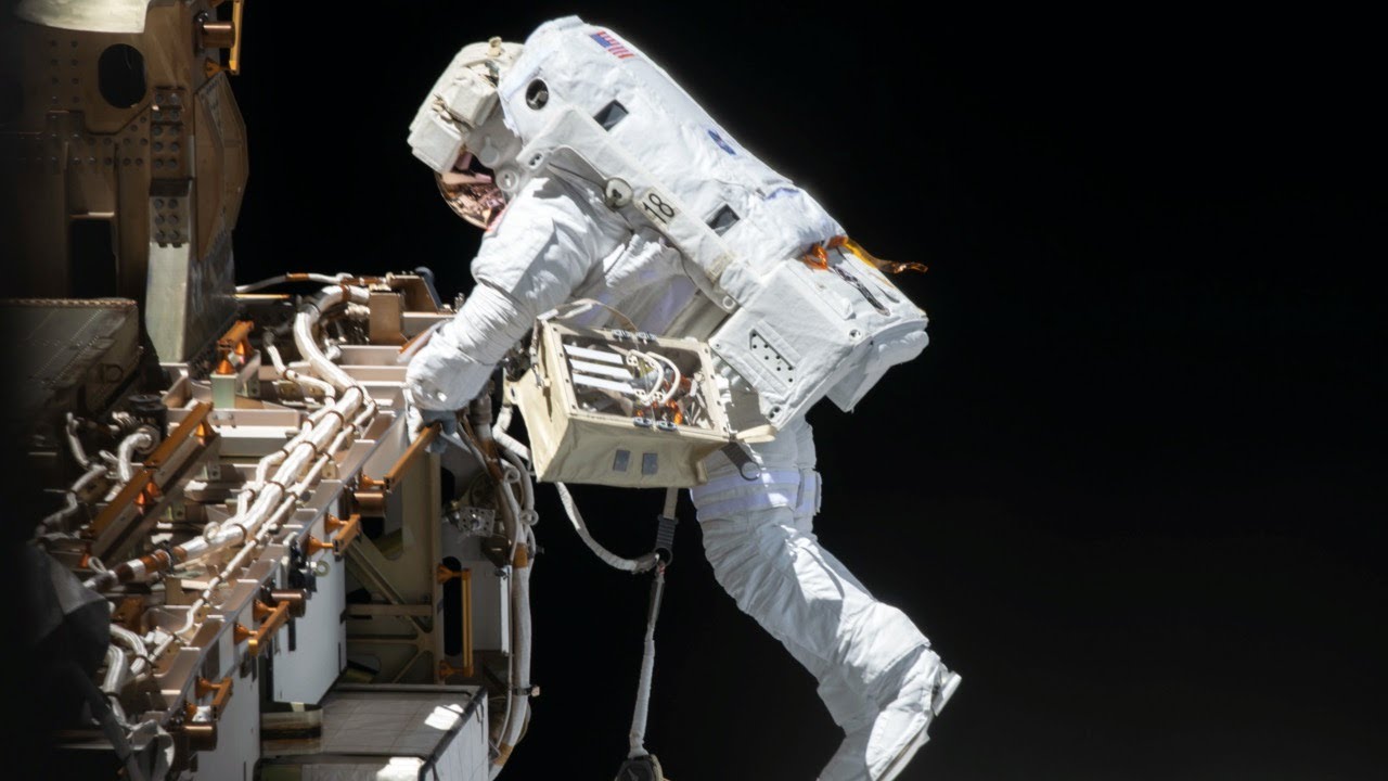Gravity vs. Real Spacewalks: Insights from an Astronaut’s Perspective